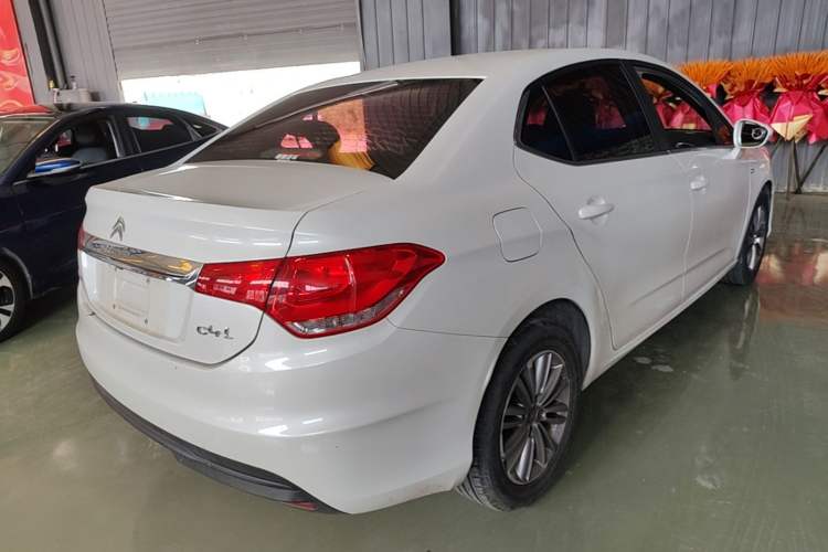 Used Citroen C4L 2015 1.8L Automatic Luxury Edition Rear Right 45 Deg