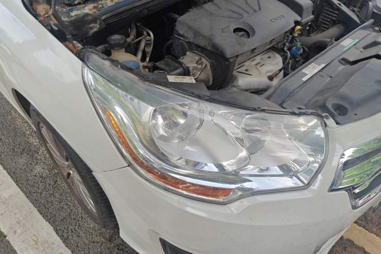 Used Citroen C4L 2015 1.8L Automatic Luxury Edition Right Front Headlight