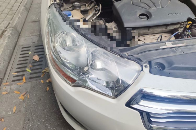 Used Citroen C4L 2015 1.8L Automatic Prestige Edition Right Front Headlight