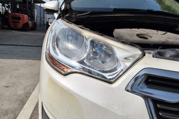 Used Citroen C4L 2015 1.8L Automatic Luxury Edition Right Front Headlight