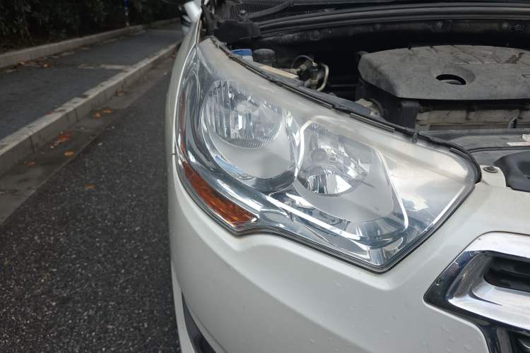 Used Citroen C4L 2015 1.8L Automatic Luxury Edition Right Front Headlight