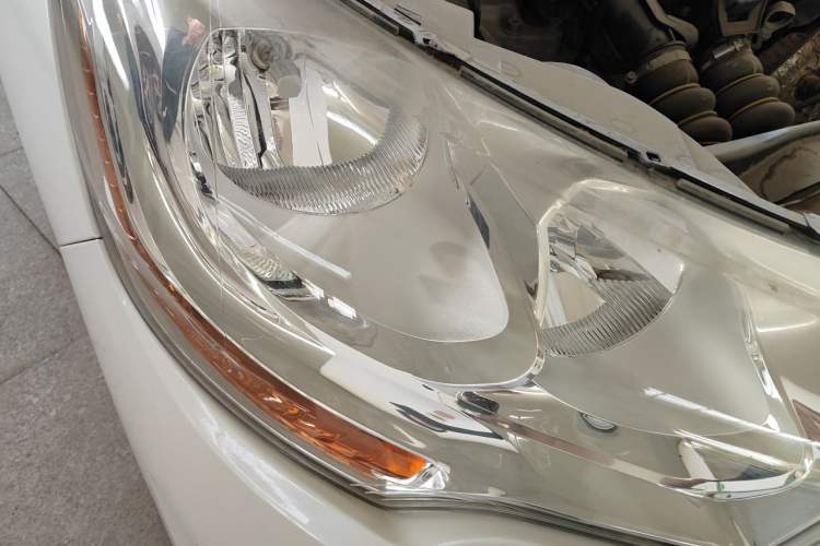 Used Citroen C4L 2015 1.2T Automatic Luxury Edition Right Front Headlight