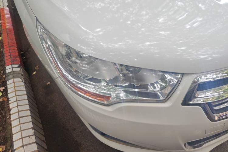 Used Citroen C4L 2015 1.8L Automatic Prestige Edition Right Front Headlight