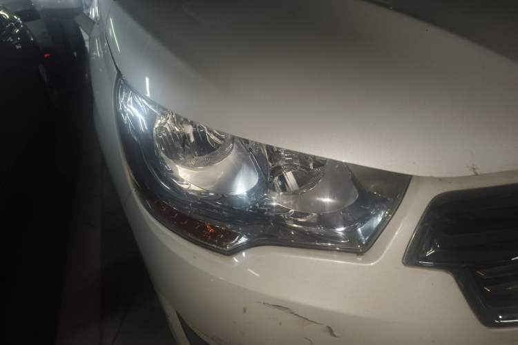 Used Citroen C4L 2015 1.8L Automatic Luxury Edition Right Front Headlight