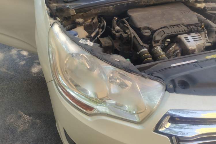 Used Citroen C4L 2015 1.2T Automatic Luxury Edition Right Front Headlight