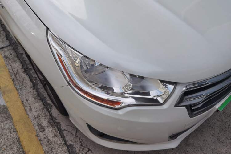 Used Citroen C4L 2015 1.8L Automatic Luxury Edition Right Front Headlight
