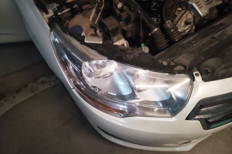 Used Citroen C4L 2015 1.2T Manual Luxury Edition Right Front Headlight