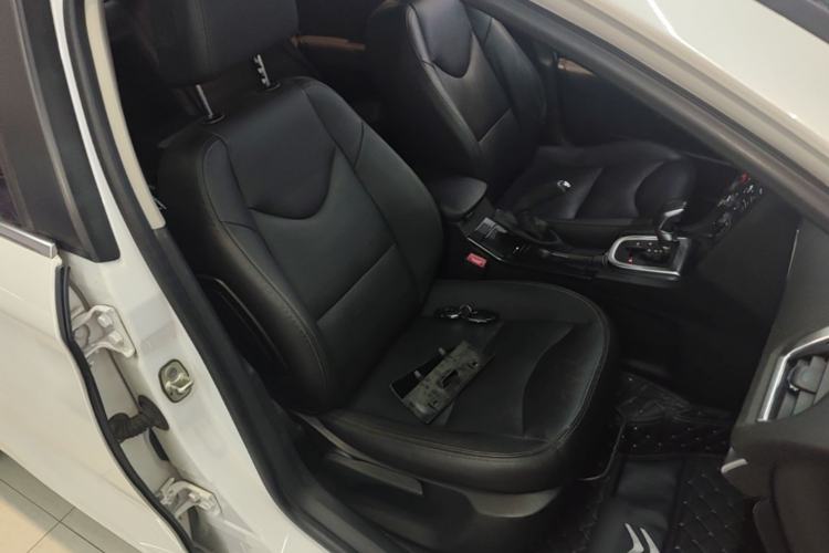 Used Citroen C4L 2015 1.6T Automatic Prestige Edition Right Front Seat