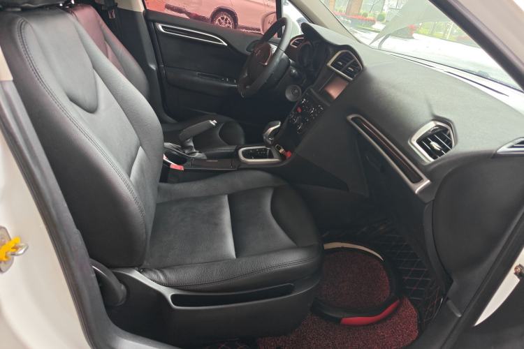 Used Citroen C4L 2015 1.8L Automatic Luxury Edition Right Front Seat