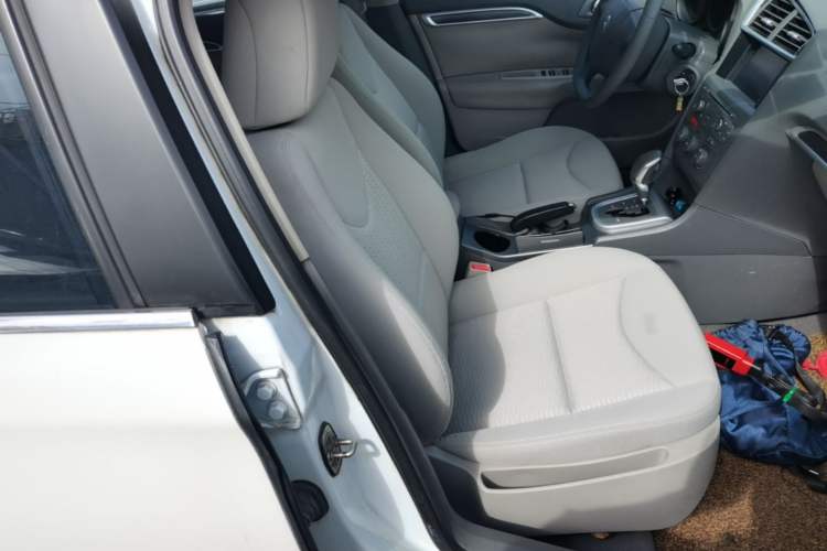 Used Citroen C4L 2015 1.8L Automatic Leading Edition Right Front Seat