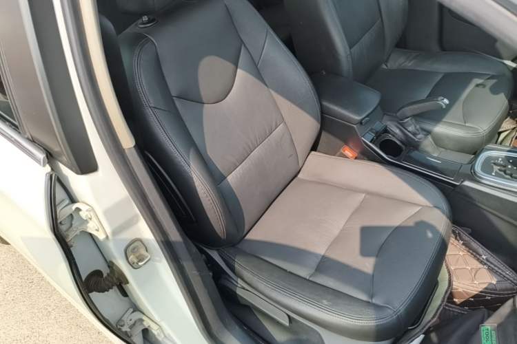 Used Citroen C4L 2015 1.6T Automatic Prestige Edition Right Front Seat