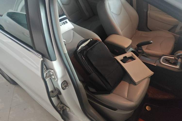Used Citroen C4L 2015 1.8L Automatic Leading Edition Right Front Seat