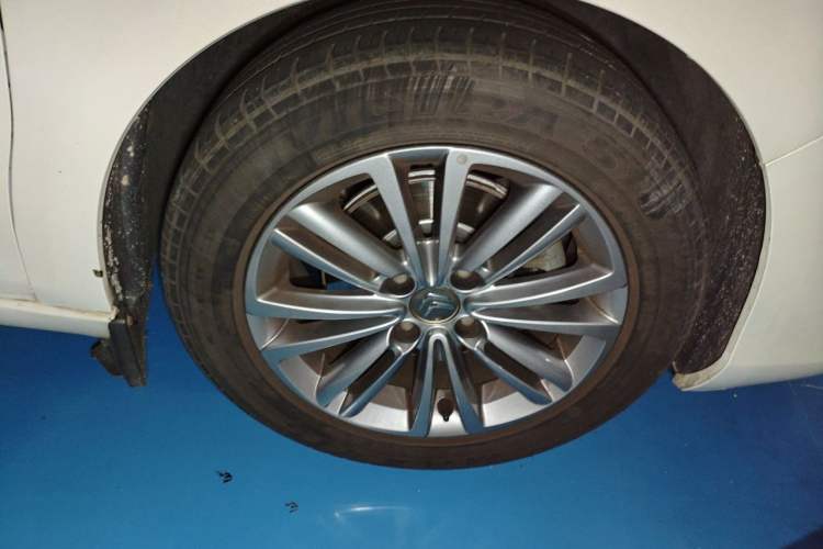 Used Citroen C4L 2015 1.2T Automatic Luxury Edition Right Front Wheel Hub