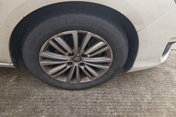 Used Citroen C4L 2015 1.2T Automatic Luxury Edition Right Front Wheel Hub