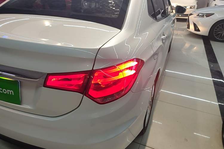 Used Citroen C4L 2015 1.6T Automatic Prestige Edition Right Rear Taillight