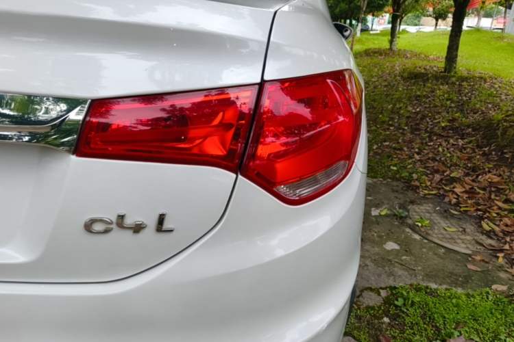 Used Citroen C4L 2015 1.2T Automatic Luxury Edition Right Rear Taillight
