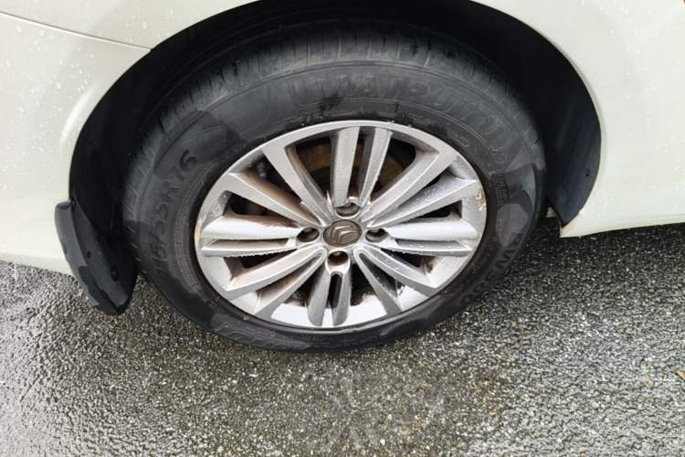 Used Citroen C4L 2015 1.8L Automatic Luxury Edition Right Rear Wheel Hub