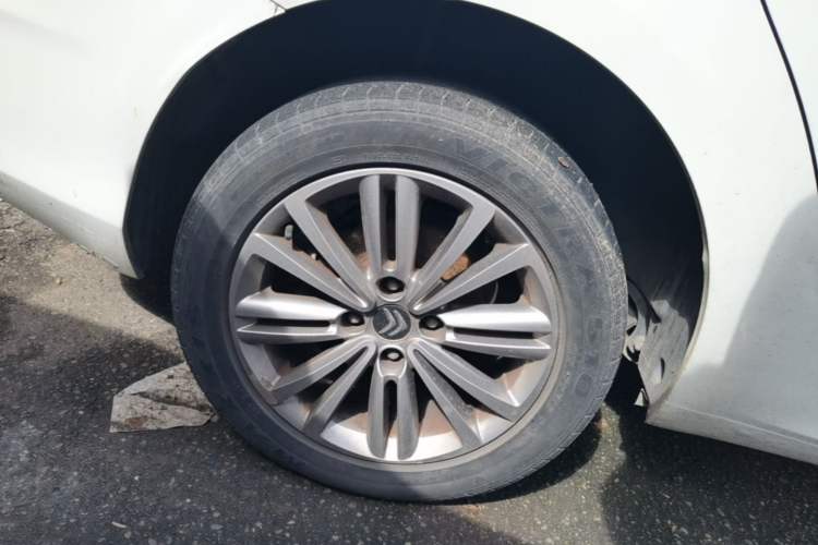 Used Citroen C4L 2015 1.8L Automatic Leading Edition Right Rear Wheel Hub