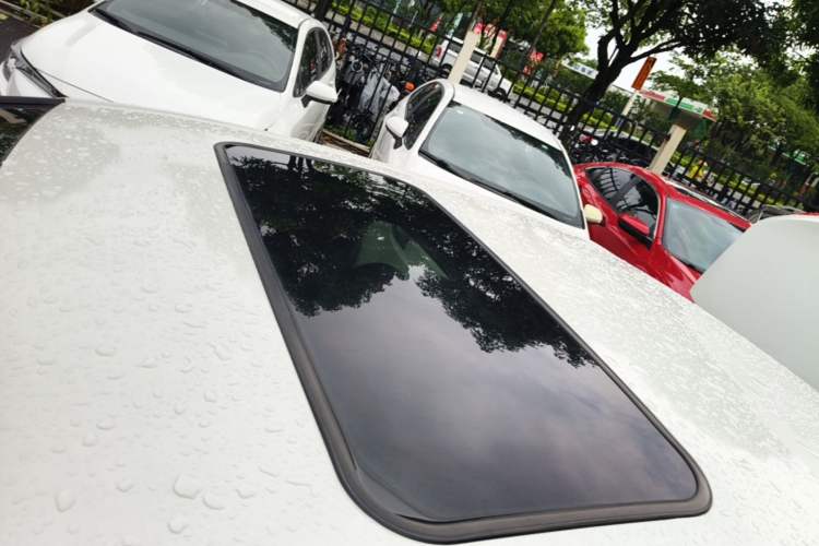 Used Citroen C4L 2015 1.8L Automatic Luxury Edition Roof