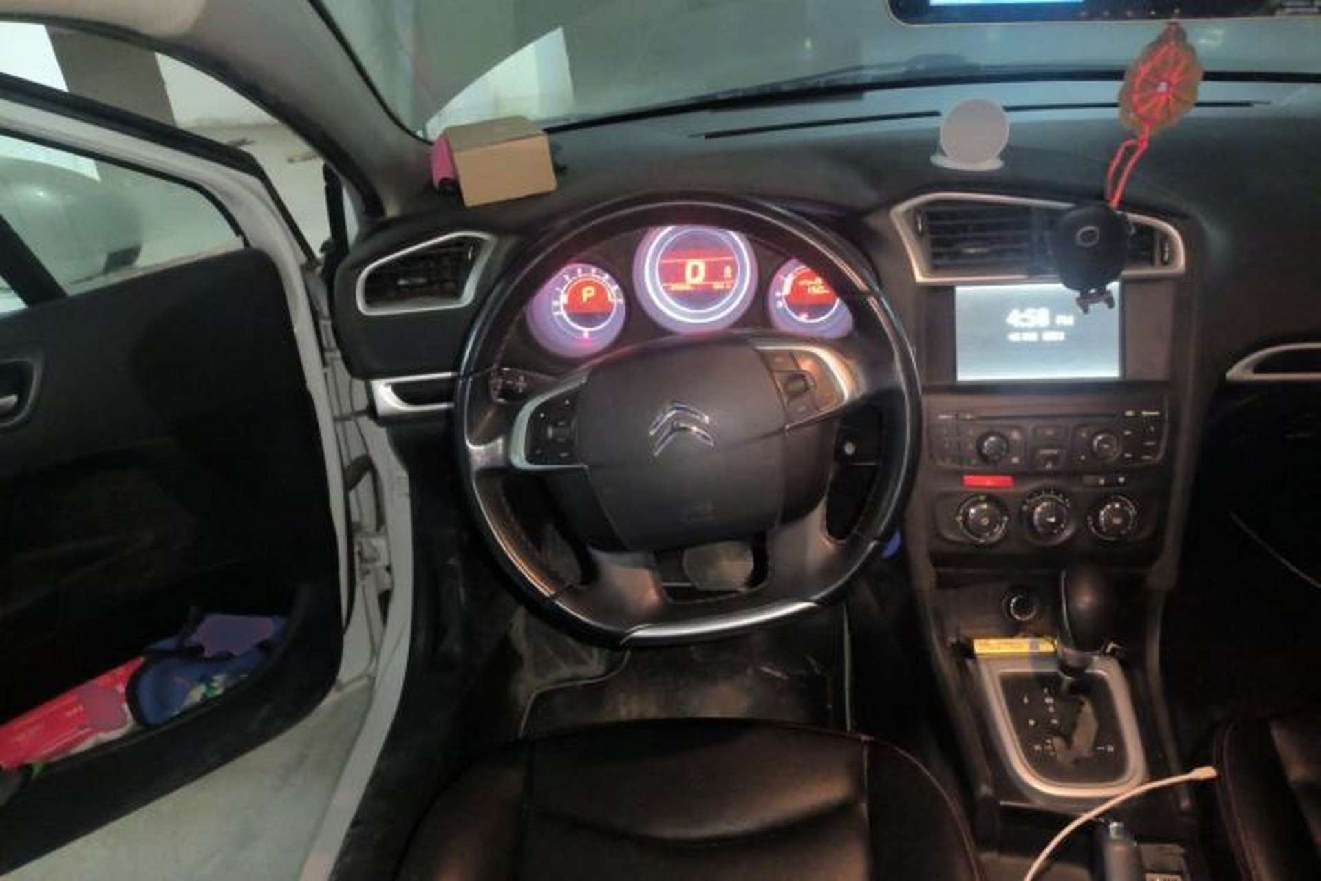 Used Citroen C4L 2015 1.2T Automatic Luxury Edition Steering Wheel