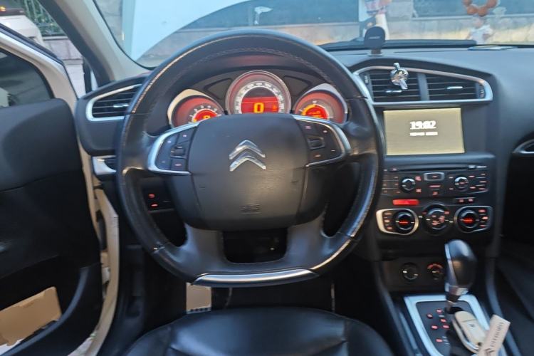 Used Citroen C4L 2015 1.8L Automatic Prestige Edition Steering Wheel