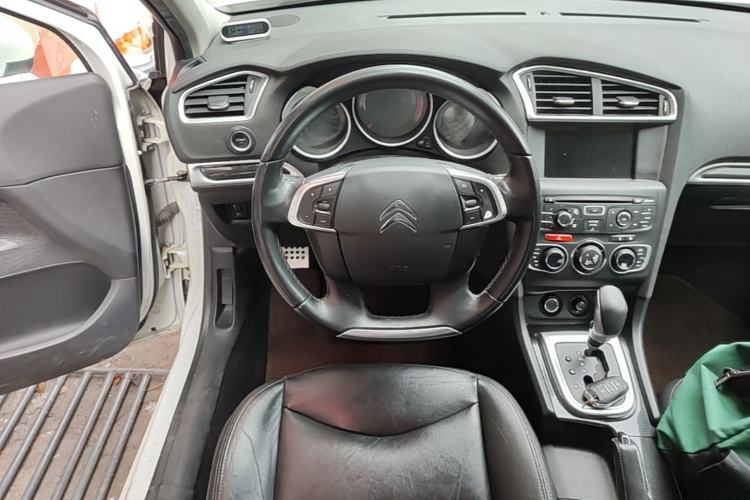 Used Citroen C4L 2015 1.2T Automatic Prestige Edition Steering Wheel
