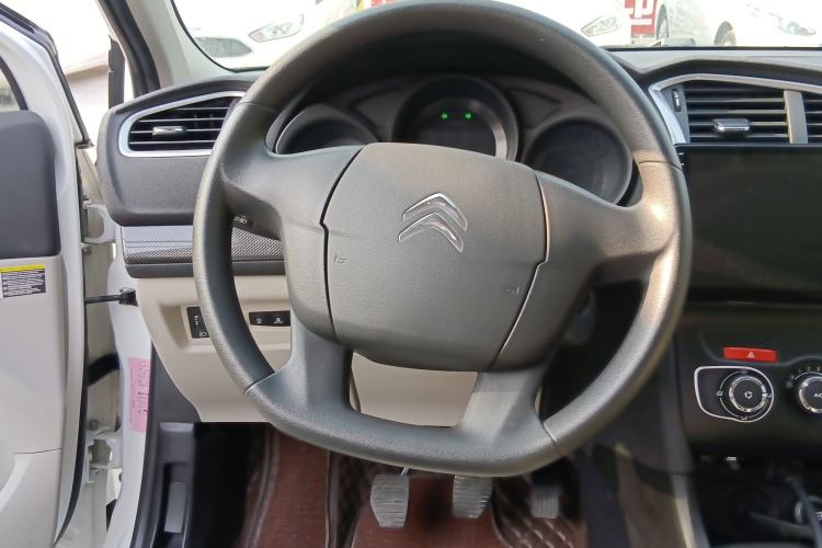 Used Citroen C4L 2015 1.8L Manual Leading Edition Steering Wheel