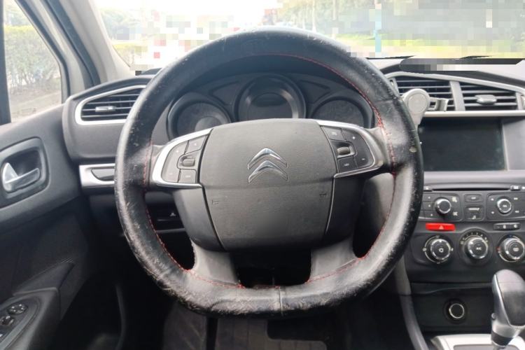 Used Citroen C4L 2015 1.8L Automatic Luxury Edition Steering Wheel