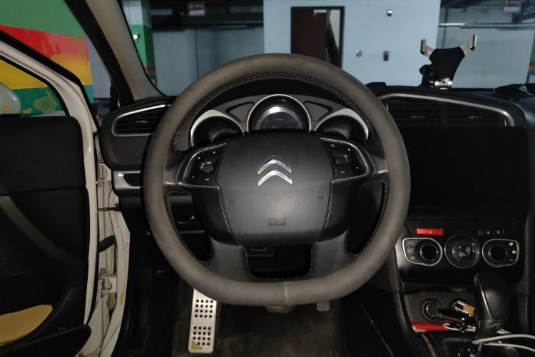 Used Citroen C4L 2015 1.8L Automatic Prestige Edition Steering Wheel