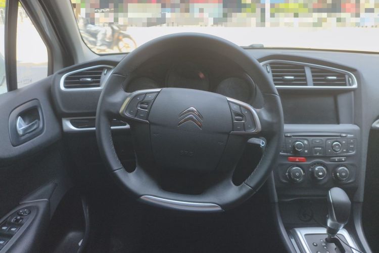 Used Citroen C4L 2015 1.8L Automatic Luxury Edition Steering Wheel