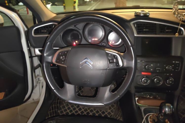 Used Citroen C4L 2015 1.2T Manual Luxury Edition Steering Wheel