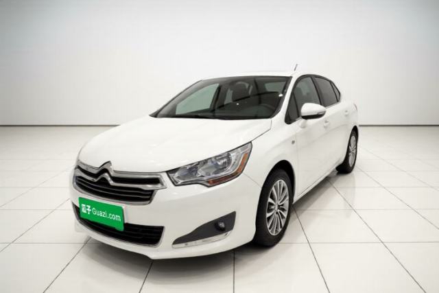 Ojetý Citroen C4L 2015 1.8L Automatic Luxury Edition