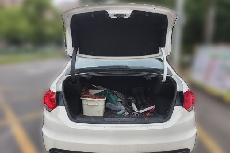Used Citroen C4L 2015 1.8L Automatic Luxury Edition Trunk