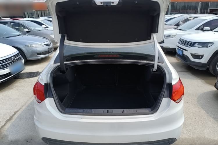 Used Citroen C4L 2015 1.6T Automatic Prestige Edition Trunk