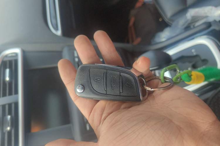 Used Citroen C4L 2015 1.2T Automatic Luxury Edition Vehicle Key