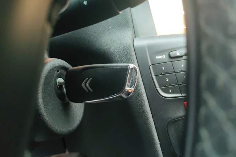 Used Citroen C4L 2015 1.8L Automatic Luxury Edition Vehicle Key
