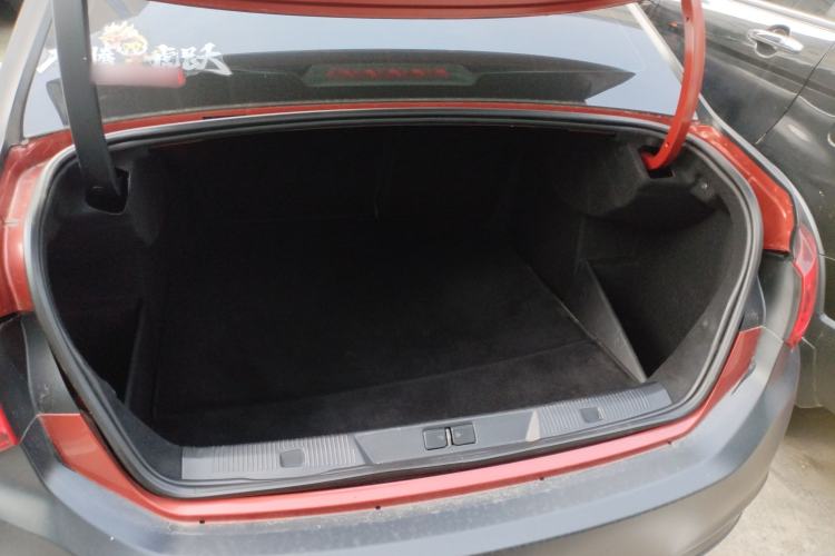 Used Citroen C4L 2016 1.6T Automatic Elite Model Trunk