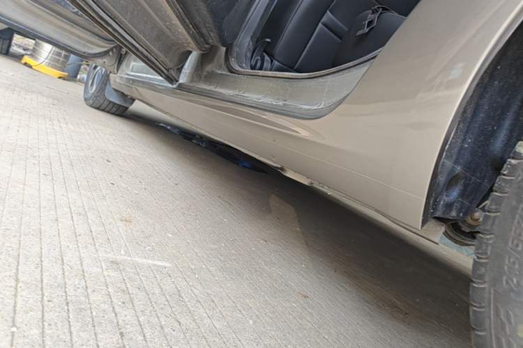 Used Citroen C4L 2016 1.2T Automatic Leading Model Left Side Sill
