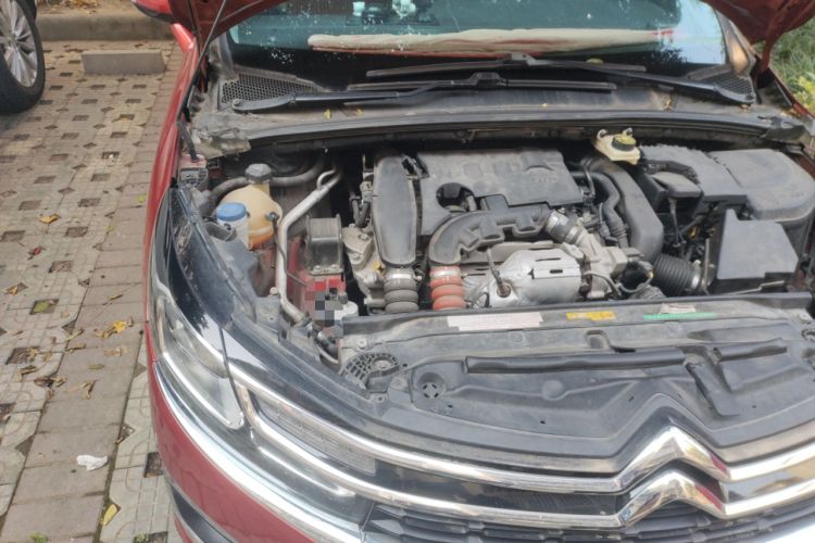 Used Citroen C4L 2016 1.6T Automatic Elite Model Engine Bay Right