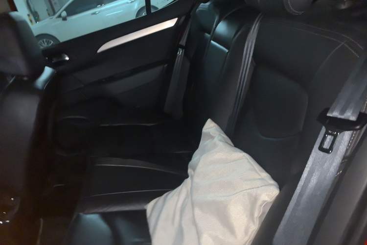 Used Citroen C4L 2016 1.6T Automatic Elite Model Interior 4