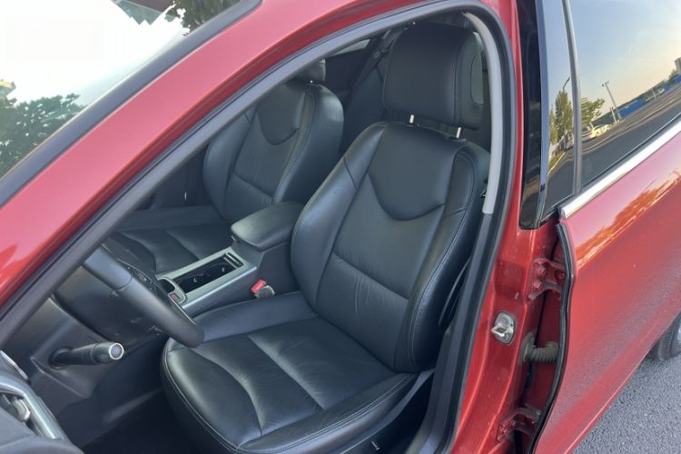Used Citroen C4L 2016 1.2T Automatic Elite Model Interior 5