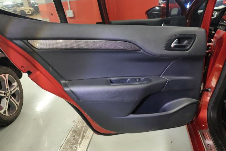 Used Citroen C4L 2016 1.6T Automatic Leading Model Interior 8