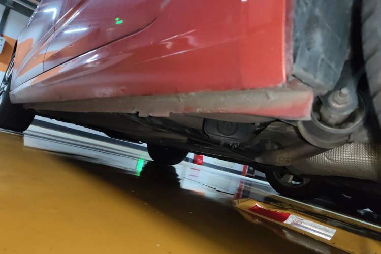 Used Citroen C4L 2016 1.6T Automatic Elite Model Chassis Rear Left
