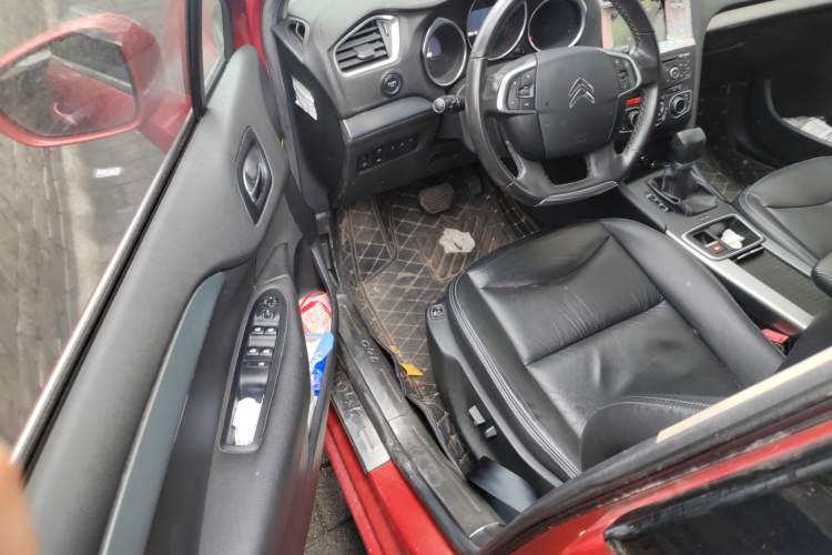 Used Citroen C4L 2016 1.2T Automatic Elite Model Driver Seat