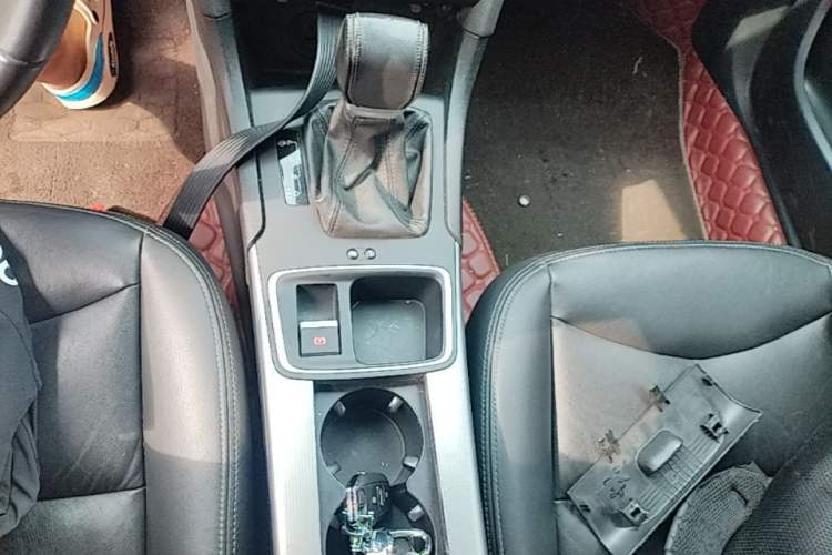 Used Citroen C4L 2016 1.6T Automatic Elite Model Gear Lever