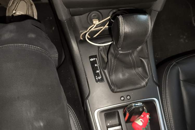 Used Citroen C4L 2016 1.2T Automatic Elite Model Gear Lever
