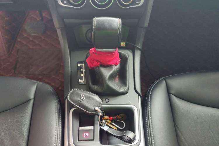 Used Citroen C4L 2016 1.6T Automatic Elite Model Gear Lever