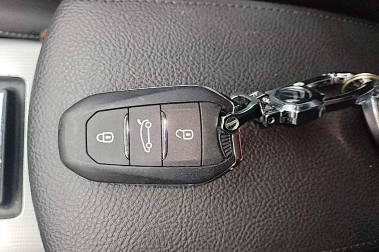 Used Citroen C4L 2016 1.6T Automatic Elite Model Interior 1