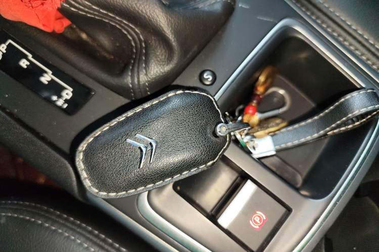 Used Citroen C4L 2016 1.6T Automatic Elite Model Interior 1