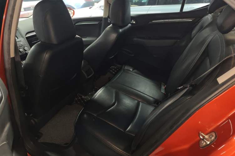 Used Citroen C4L 2016 1.6T Automatic Leading Model Interior 4